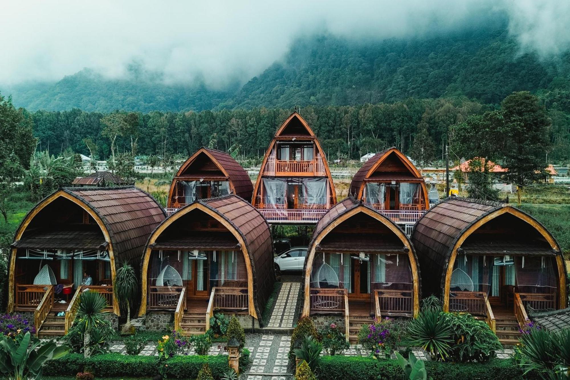 The Polumb Garden Bedugul Hotel Selemadeg Exterior foto
